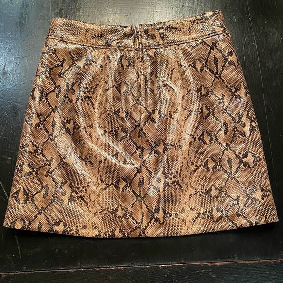Blank NYC Snake Skin Mini Skirt - Size 25 - Picture 2 of 5